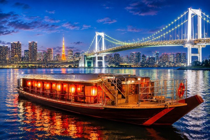 Traditional Japanese Yakatabune houseboat cruise in Tokyo Bay with city skyline views, photo 16 | wizardtrip