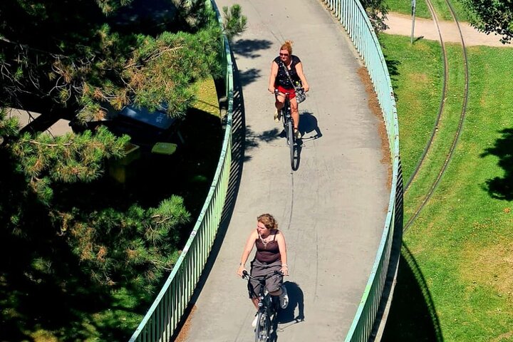 Geführte Kleingruppen-Radtour zu Kölns historischen Stätten und dem Rheinufer, Foto 10 | wizardtrip