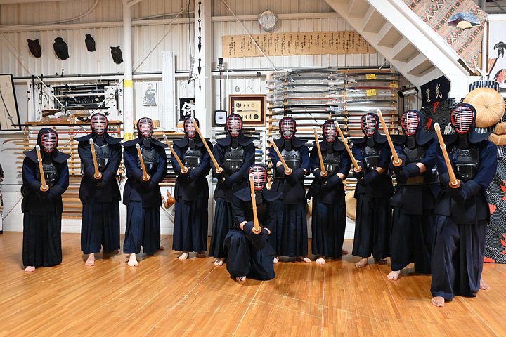 Experience authentic Samurai Kendo training in a traditional Osaka dojo, including gear and cultural insights, photo 21 | wizardtrip