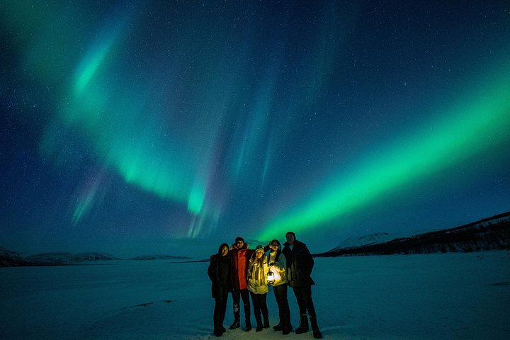 ロヴァニエミでオーロラを専門ガイドとカメラマンと共に追いかけ、忘れられない体験を、写真7 | wizardtrip