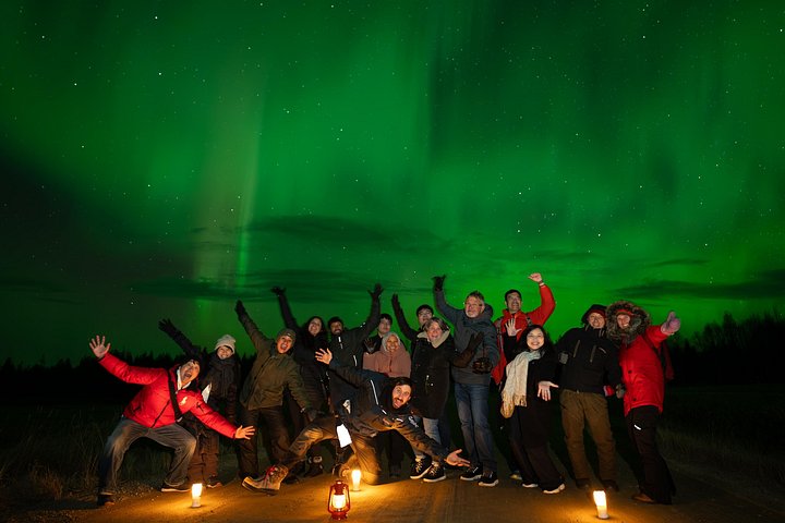 ロヴァニエミでオーロラを専門ガイドとカメラマンと共に追いかけ、忘れられない体験を、写真16 | wizardtrip
