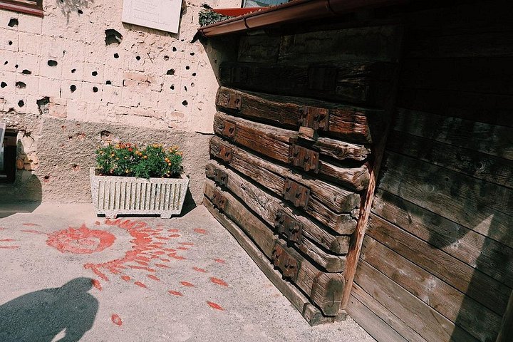 Sarajevo krigshistorietur inkl. Tunnelmuseum og Trebevic bjergudsigt, foto 6 | wizardtrip