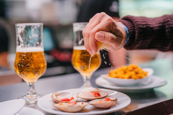 Un tour gastronómico guiado en Cádiz, España, con tapas locales, bebidas y sitios históricos, foto 14 | wizardtrip