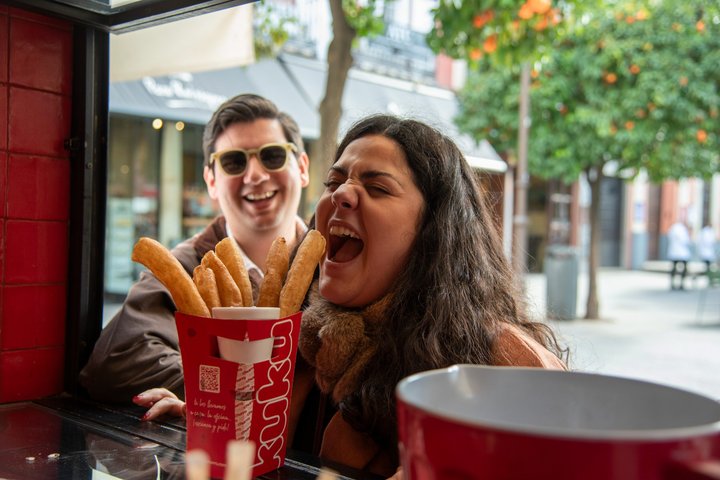 A guided food tour in Seville, Spain, featuring tapas, drinks, and local culture, photo 8 | wizardtrip