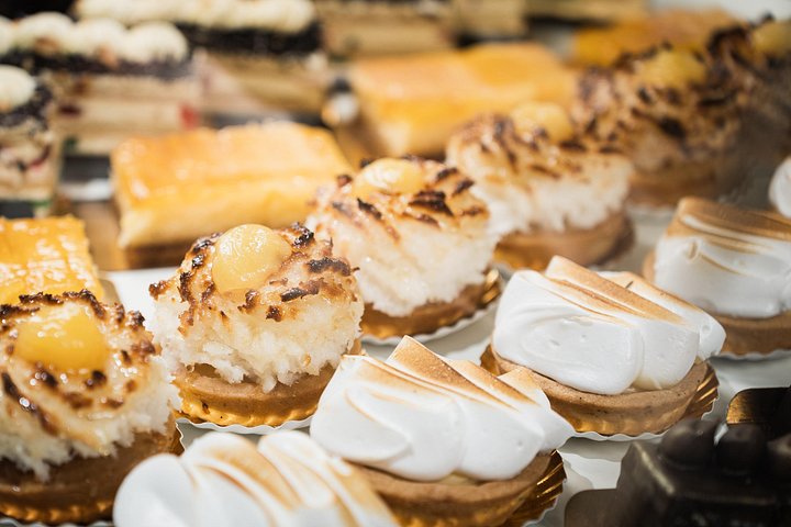 Un tour guiado a pie degustando tapas y bebidas en el histórico Barrio Gótico de Barcelona, foto 12 | wizardtrip