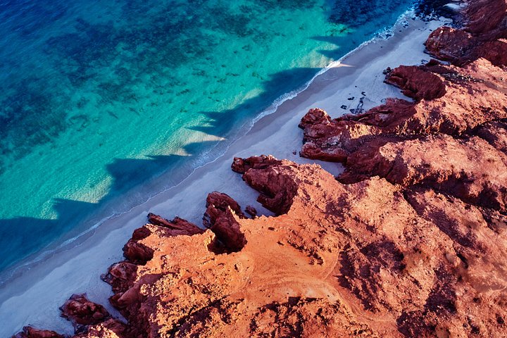 Vistas aéreas de las Cascadas Horizontales y el Archipiélago Buccaneer cerca de Broome, Australia, foto 11 | wizardtrip