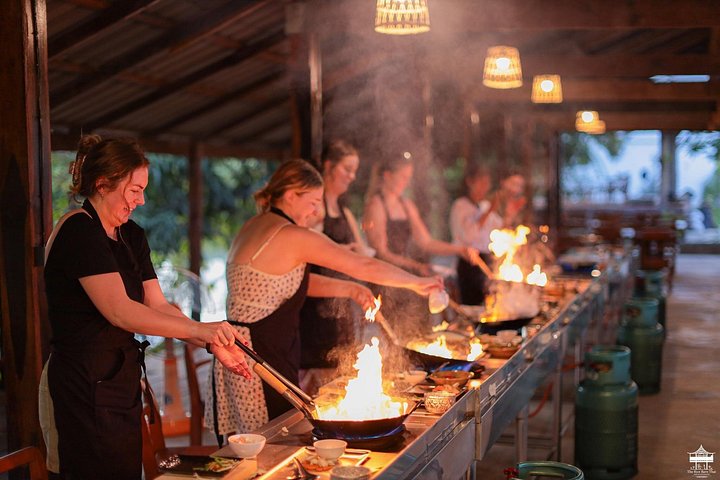Learn to cook authentic Thai dishes in a hands-on class at The Rice Barn Thai Cooking Farm, Chiang Mai, photo 27 | wizardtrip