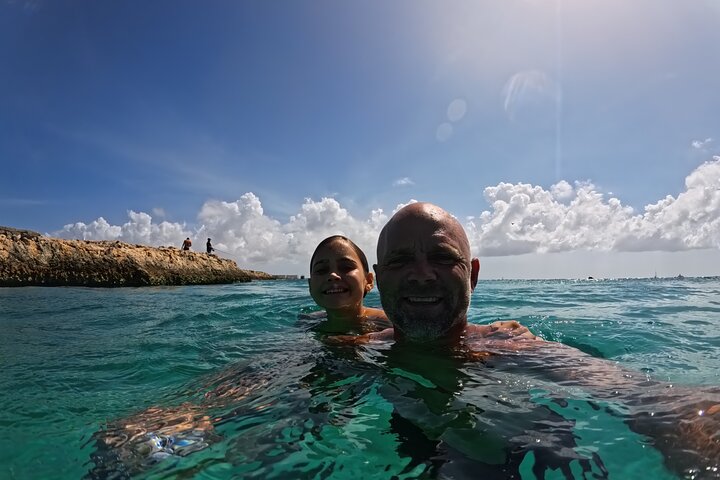 Snorkel met zeeschildpadden en kleurrijke vissen in het heldere water van Aruba, foto 48 | wizardtrip