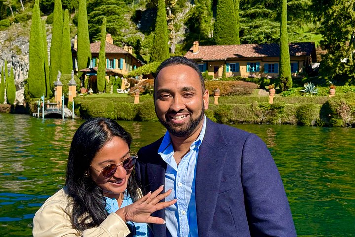 Excursion privée en bateau sur le lac de Côme, Italie, présentant des villas et des vues panoramiques, photo 29 | wizardtrip