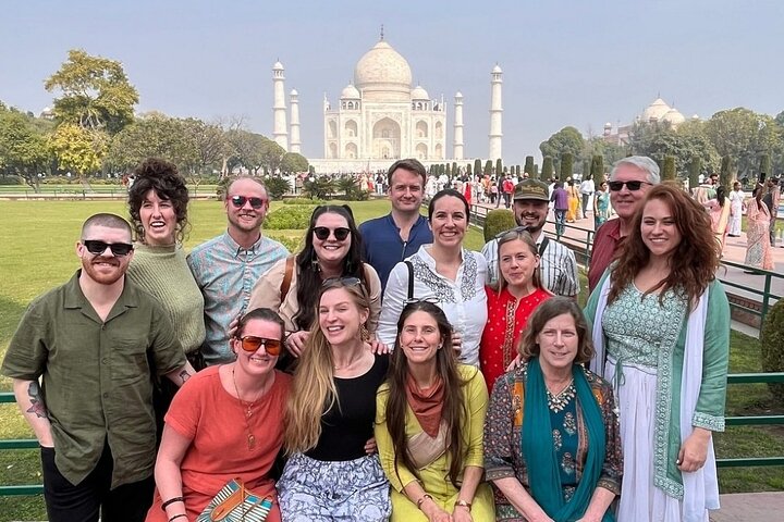 Visite Privée du Taj Mahal au Lever du Soleil depuis Delhi en Voiture - Tout Inclus | wizardtrip