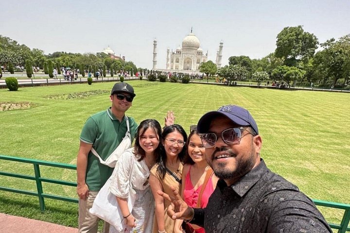 Private Taj Mahal Sonnenaufgangstour ab Delhi, inklusive Agra Fort und Baby Taj, Foto 10 | wizardtrip