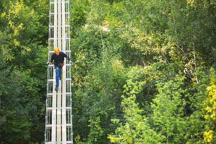 Experience the thrill of ziplining through the Minnesota River Valley canopy, photo 6 | wizardtrip