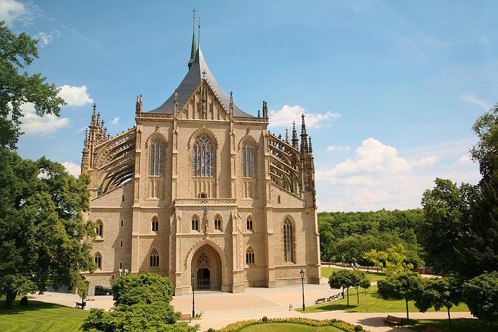 Viagem de um dia guiada de comboio de Praga a Kutná Hora, com locais históricos e ossuário único, foto 10 | wizardtrip