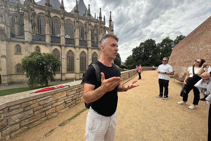 Viagem de um dia guiada de comboio de Praga a Kutná Hora, com locais históricos e ossuário único, foto 14 | wizardtrip