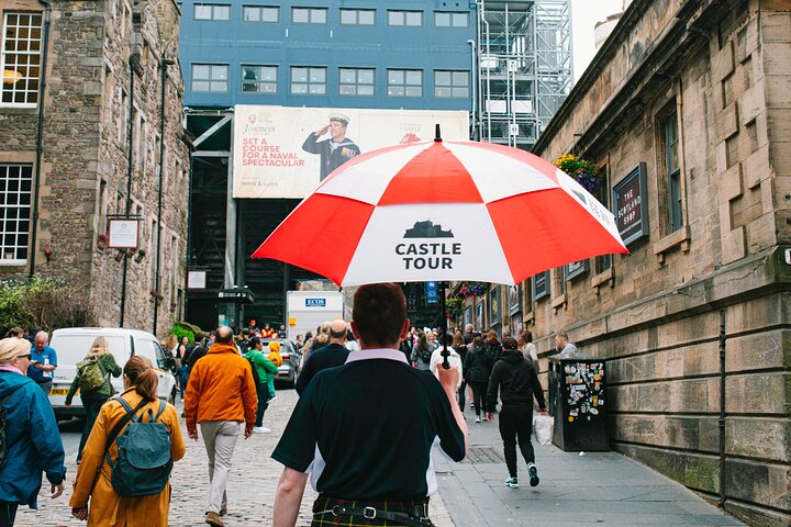 Guidad tur av Edinburgh Castle med en kiltklädd lokal expert i Skottland, foto 15 | wizardtrip