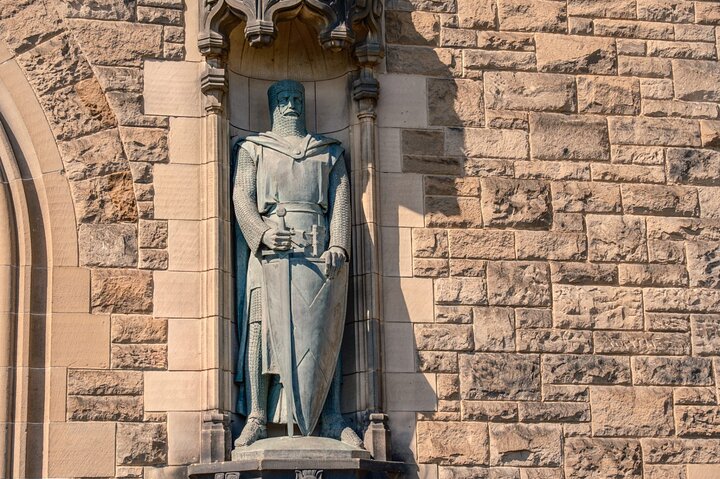 Guidad tur av Edinburgh Castle med en kiltklädd lokal expert i Skottland, foto 16 | wizardtrip