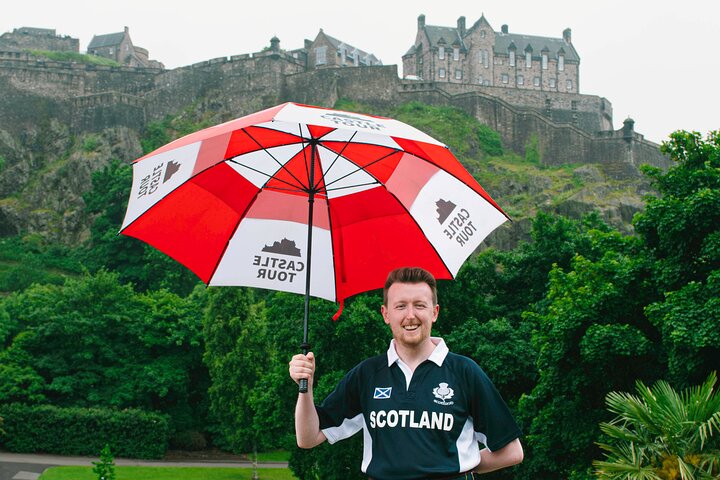 Guidad tur av Edinburgh Castle med en kiltklädd lokal expert i Skottland, foto 17 | wizardtrip