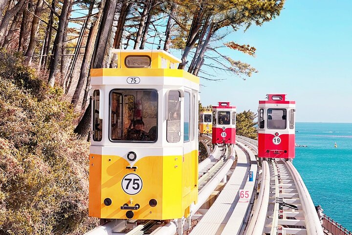 Beleza costeira de Busan: Gamcheon Culture Village, Sky Capsule e Oryukdo Skywalk, foto 9 | wizardtrip