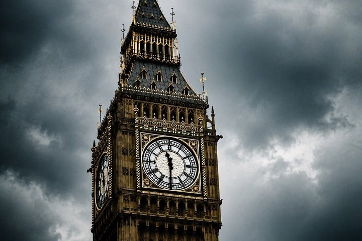 Ghosts, Ghouls & Gallows: The Ultimate London Ghost Walk | wizardtrip