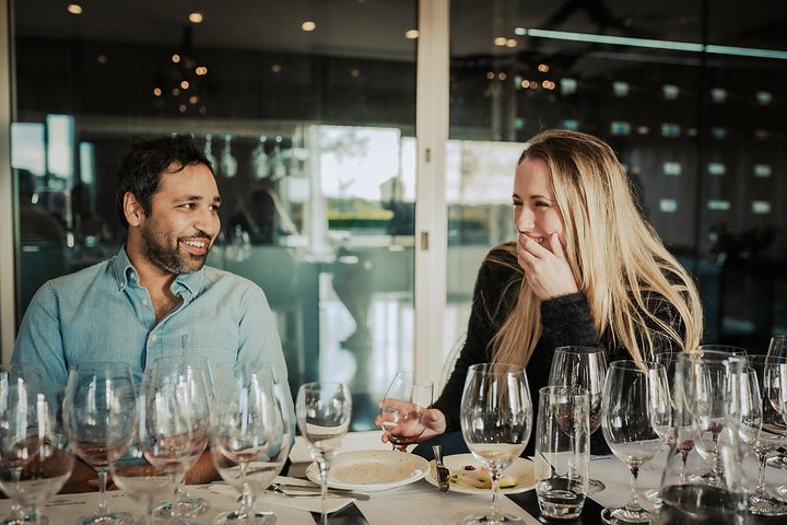 Visite de vin en petit groupe à Margaret River, Australie, visitant des vignobles indépendants et dégustant des vins, photo 23 | wizardtrip