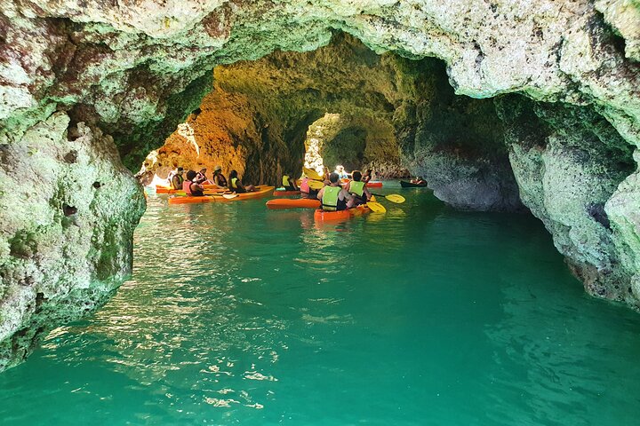 Kayak tour exploring the sea caves and cliffs of Ponta da Piedade near Lagos, Portugal, photo 9 | wizardtrip