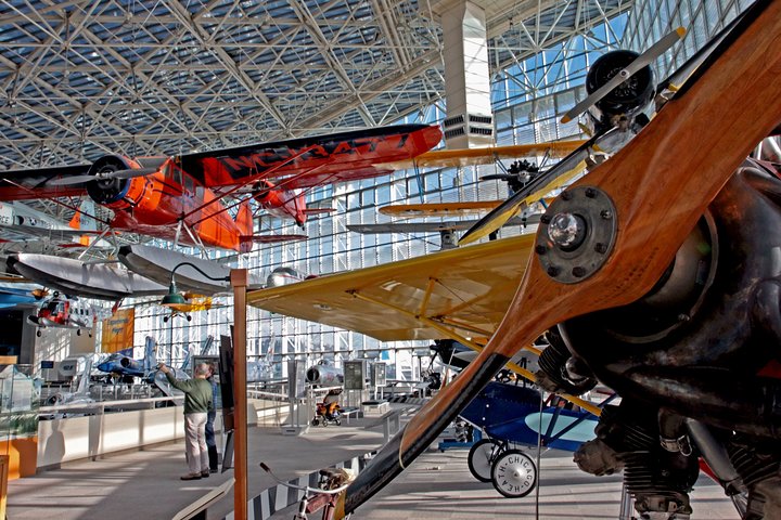 Explore aeronaves e naves espaciais icónicas no Museu do Voo em Seattle, foto 12 | wizardtrip