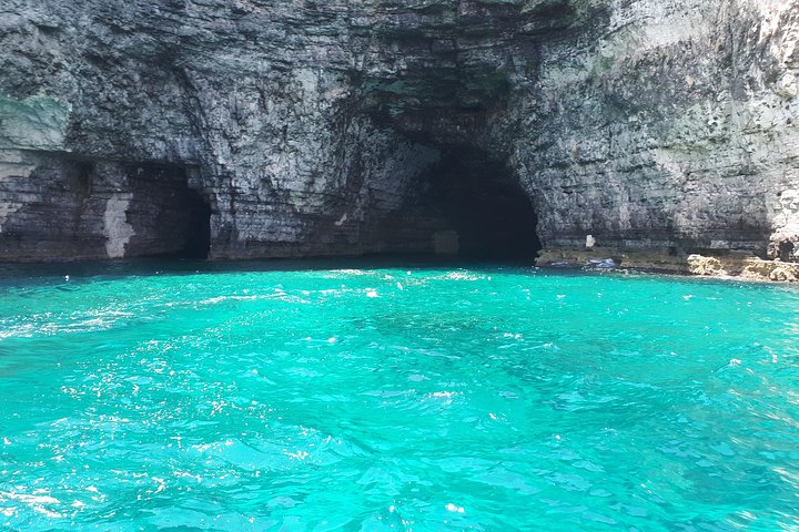 Tour privato in barca alla scoperta delle acque cristalline della Laguna Blu di Malta, Comino e Gozo, foto 13 | wizardtrip