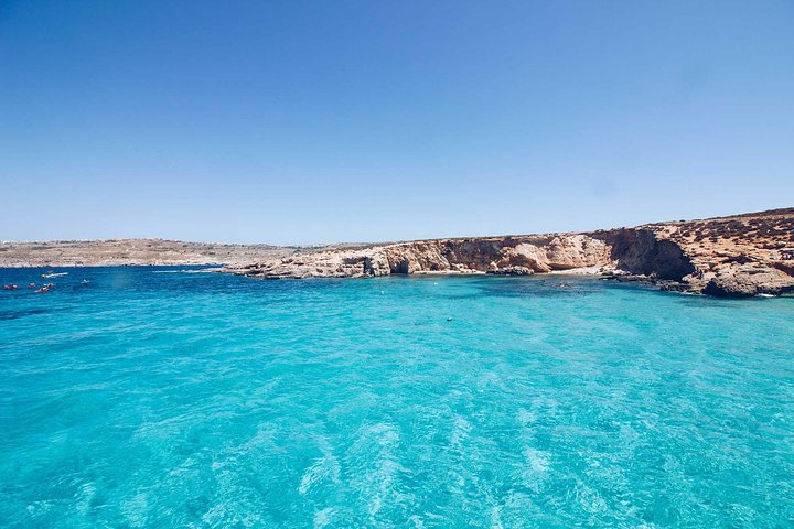 Tour privato in barca alla scoperta delle acque cristalline della Laguna Blu di Malta, Comino e Gozo, foto 15 | wizardtrip