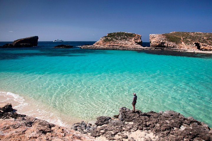 Tour privato in barca alla scoperta delle acque cristalline della Laguna Blu di Malta, Comino e Gozo, foto 18 | wizardtrip