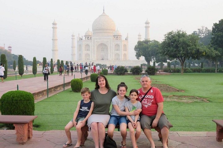 Erkunden Sie das ikonische Taj Mahal und Agra Fort mit einer geführten Tour und "Ohne Anstehen"-Zugang, Foto 14 | wizardtrip