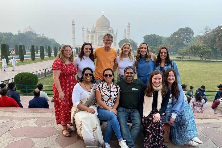 Erkunden Sie das ikonische Taj Mahal und Agra Fort mit einer geführten Tour und "Ohne Anstehen"-Zugang, Foto 16 | wizardtrip