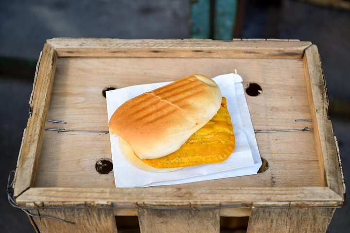 トロントの多様なケンジントン・マーケットを巡る食の旅、世界各国の料理をテイスティング、写真7 | wizardtrip