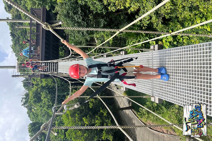 Ervaar spannende ziplining door het regenwoud van St. Thomas met een prachtig uitzicht op de oceaan, foto 8 | wizardtrip