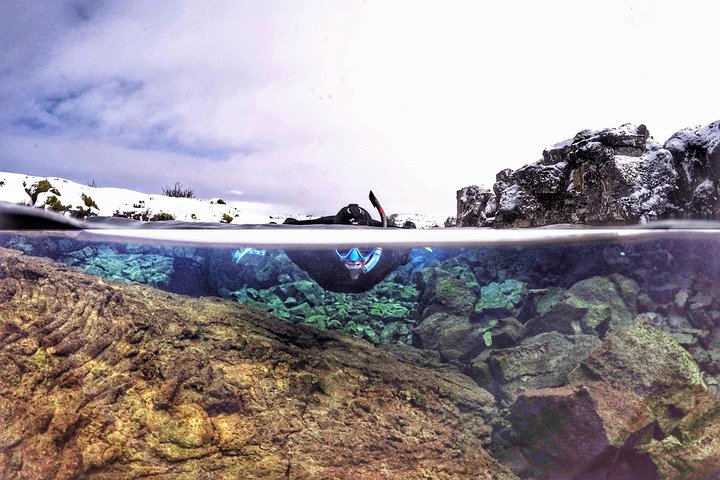 Snorkel tussen continentale platen in IJslands Silfra-kloof, ervaar helder blauw water en unieke geologie, foto 6 | wizardtrip