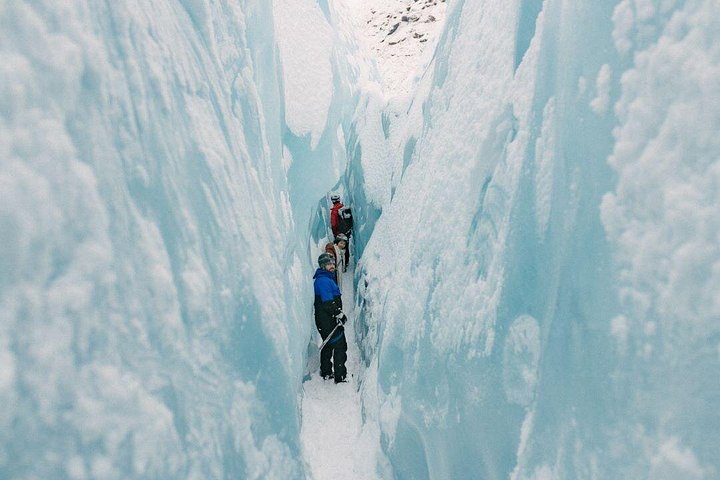 Gletsjerwandeling op de Vatnajökull-gletsjer in Skaftafell, IJsland, foto 12 | wizardtrip