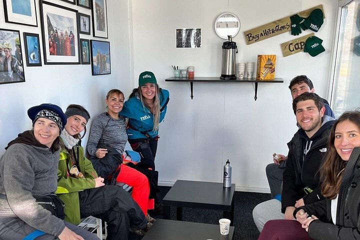 Gletsjerwandeling op de Vatnajökull-gletsjer in Skaftafell, IJsland, foto 13 | wizardtrip