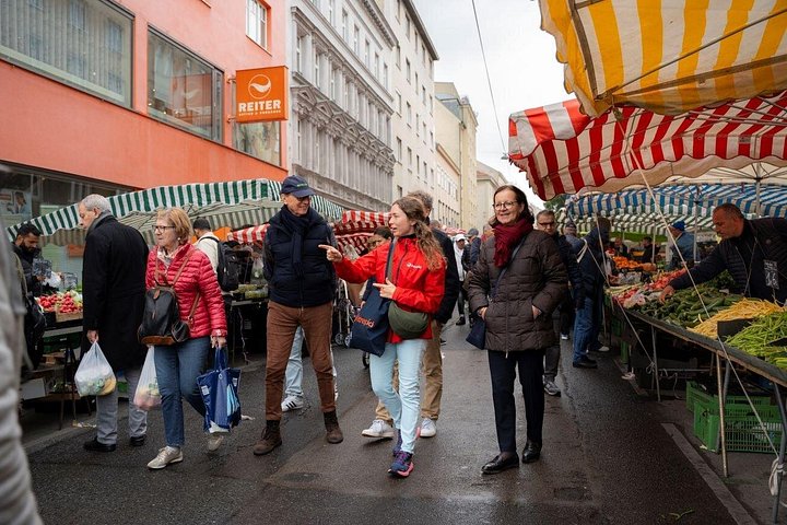 Eine kulinarische Reise durch Wien, bei der Kaffee, Gebäck, Marktleckereien und Street Food probiert werden, Foto 12 | wizardtrip