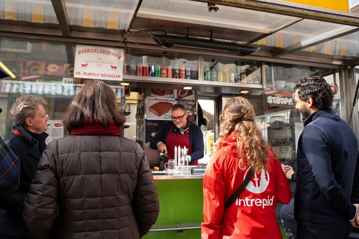 Eine kulinarische Reise durch Wien, bei der Kaffee, Gebäck, Marktleckereien und Street Food probiert werden, Foto 20 | wizardtrip