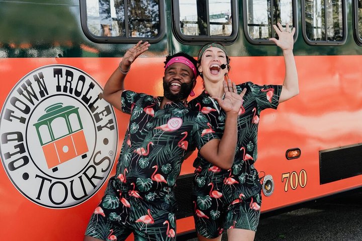 "Savannah for Morons" Comedy Trolley Tour | wizardtrip
