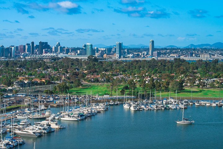 Hop-on hop-off trolley tour exploring San Diego's landmarks and attractions, photo 11 | wizardtrip