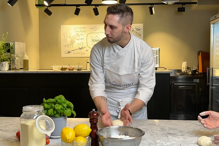 ミラノでの実践的なイタリア料理教室：ピザ作り、パスタ、ティラミス、ジェラート、写真21 | wizardtrip
