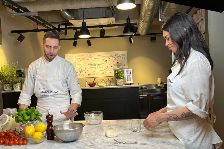 ミラノでの実践的なイタリア料理教室：ピザ作り、パスタ、ティラミス、ジェラート、写真22 | wizardtrip