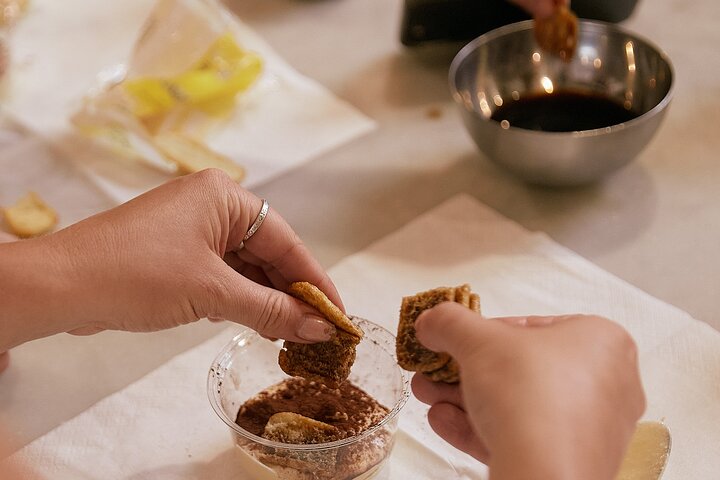 Hands-on Italian cooking class in Florence, learning pasta making or lasagna preparation with wine, photo 14 | wizardtrip