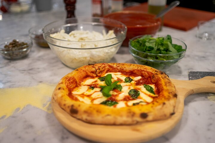 Praktisk pizza- og pastamadekursus i Rom med gelato-smagning og vin, foto 13 | wizardtrip