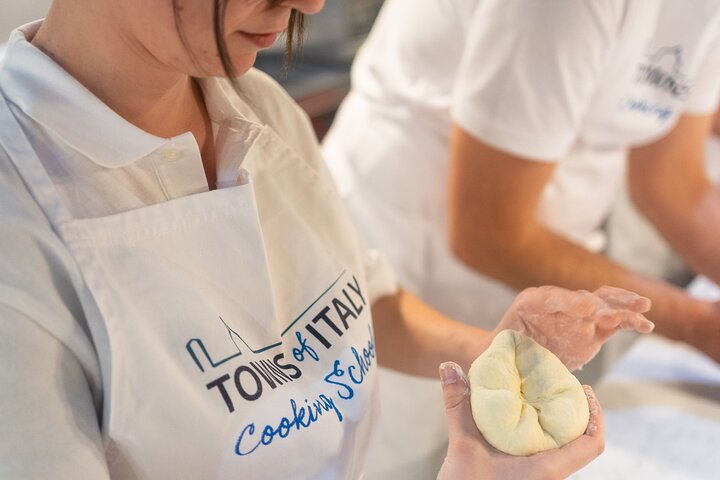 Praktisk pizza- og pastamadekursus i Rom med gelato-smagning og vin, foto 15 | wizardtrip