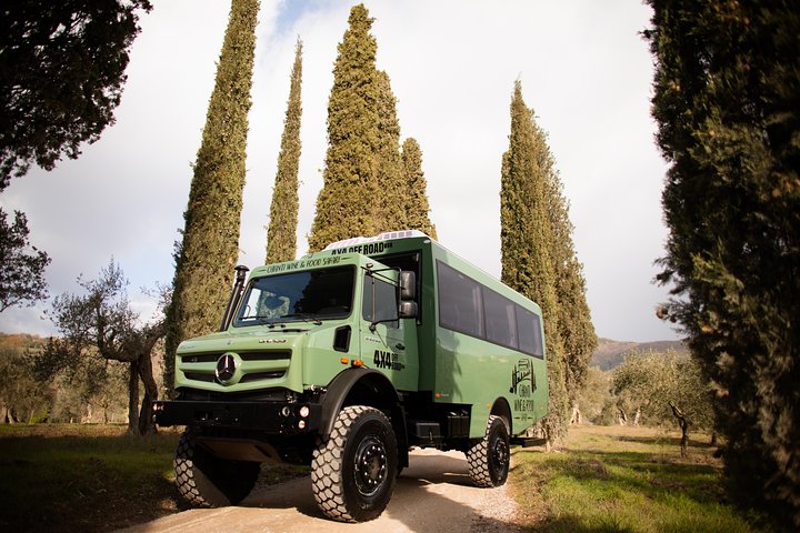 Small group wine tasting tour in Tuscany from Florence with off-road 4x4 vehicle and vineyard visits, photo 1 | wizardtrip