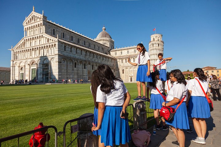 Heldagstur fra Firenze til Siena, San Gimignano og Pisa, inklusive besøg på en vingård, foto 10 | wizardtrip