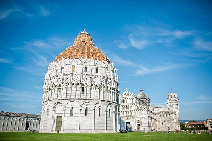 Heldagstur fra Firenze til Siena, San Gimignano og Pisa, inklusive besøg på en vingård, foto 37 | wizardtrip