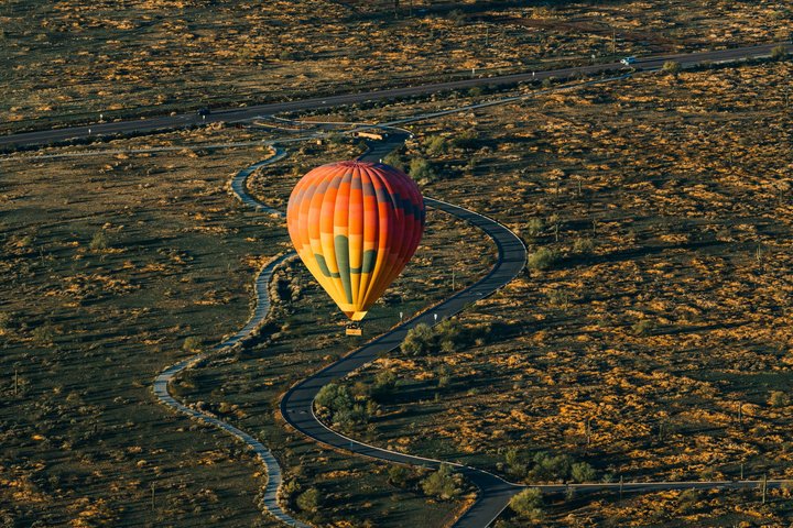 Vol en montgolfière au lever du soleil au-dessus du désert de Sonora près de Phoenix, Arizona, avec toast au champagne, photo 7 | wizardtrip