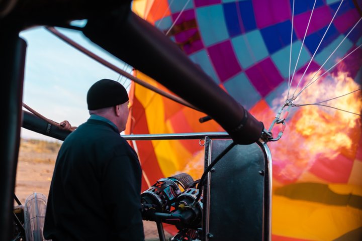 Vol en montgolfière au lever du soleil au-dessus du désert de Sonora près de Phoenix, Arizona, avec toast au champagne, photo 8 | wizardtrip